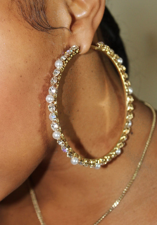 Lucy Pearl Hoops